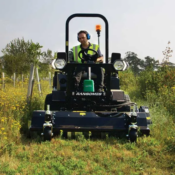 Ransomes HR 380 – THE VERSATILE CHOICE IN TURF CARE