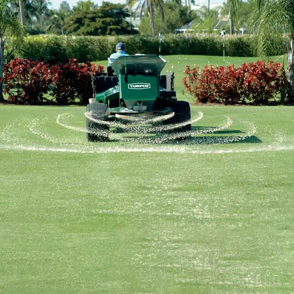 Turfco Widespin 1550 Hydraulic